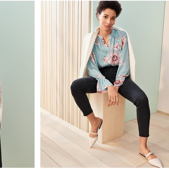 Ann Taylor Cream Blazer - Picture 3 of 15